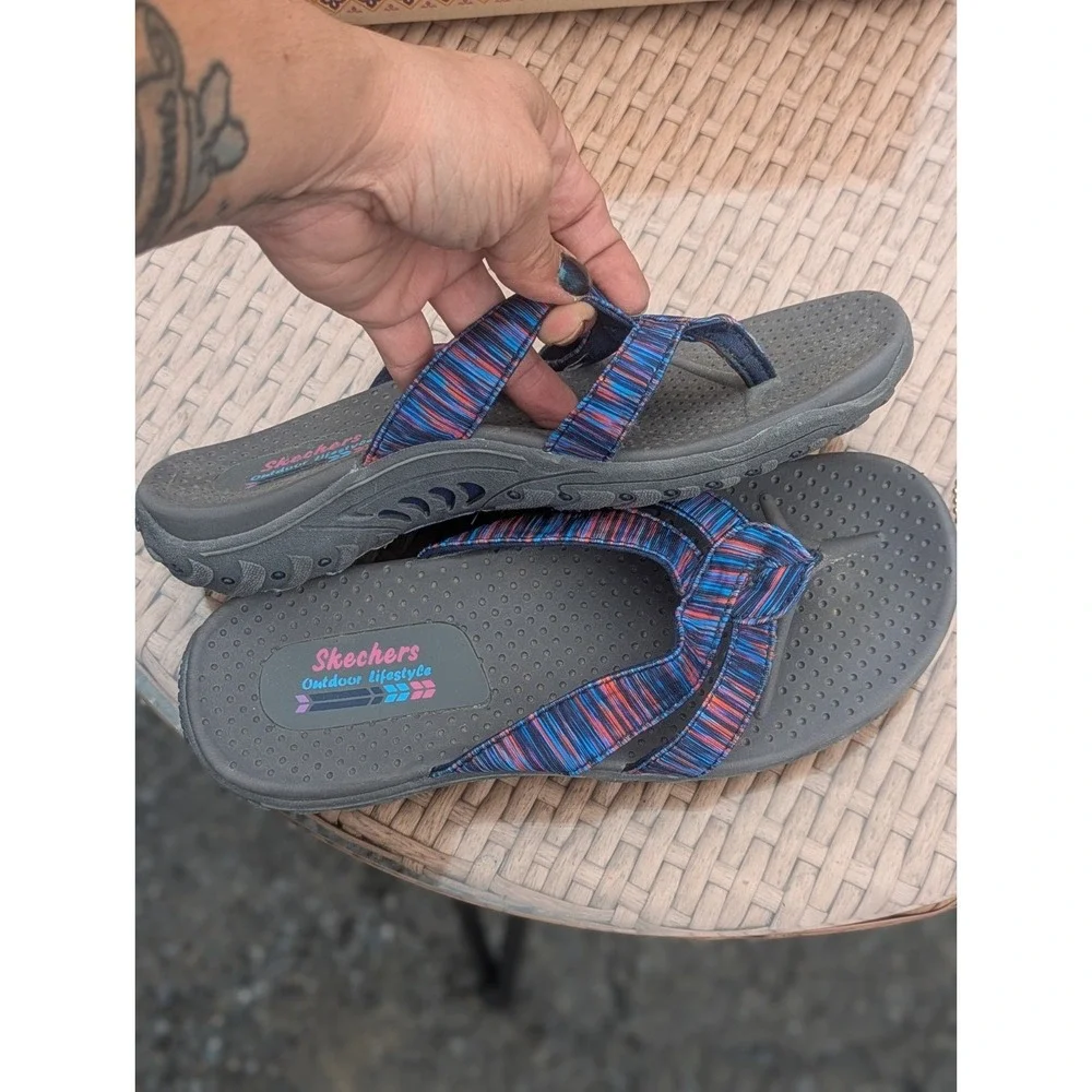 Y2K Sporty Outdoor Skechers Reggae Sandals Striped Thong Slides Womens Size 6